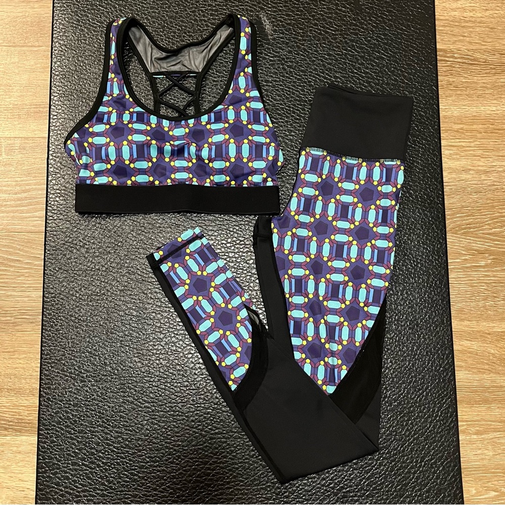 CultureFit leggings and sports bra yoga set, blue ankara